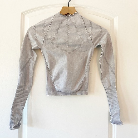 FREE PEOPLE Good Karma High Neck Athletic Top NEW - Picture 3 of 10